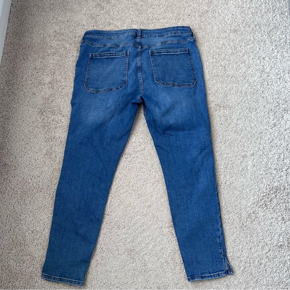 Old Navy Rockstar Super Skinny Ankle Jeans Size 14 - Picture 2 of 6